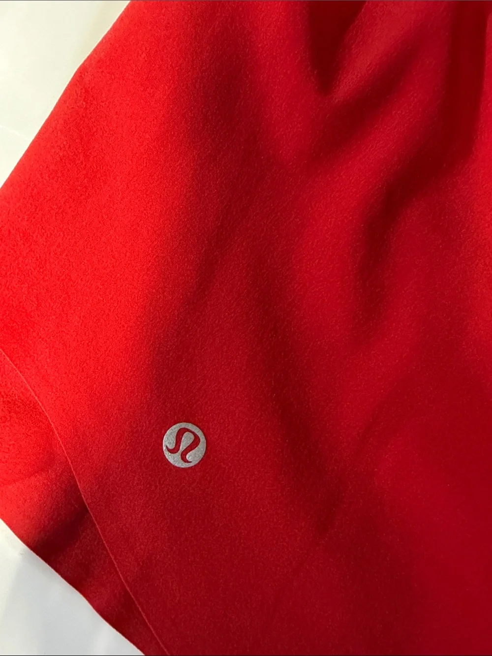 Lululemon shake it out short
